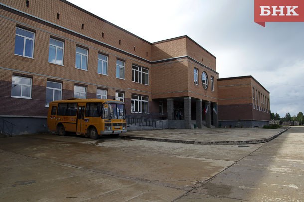 Только в семи районах Коми дороги для школьных автобусов не имеют замечаний