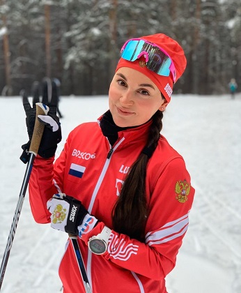 Юлия Белорукова рассказала, как ее обгоняют лыжники в джинсах