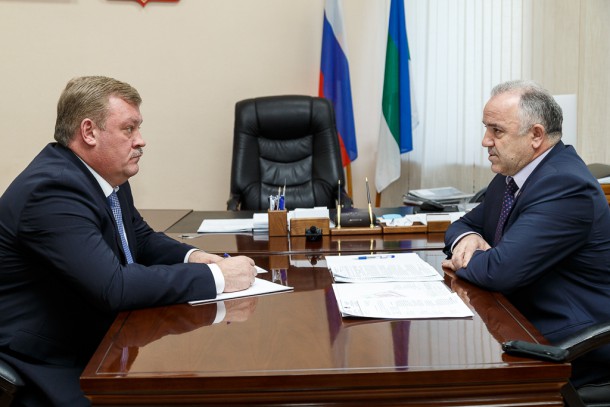 Сергей Гапликов провел рабочую встречу с мэром Ухты Магомедом Османовым