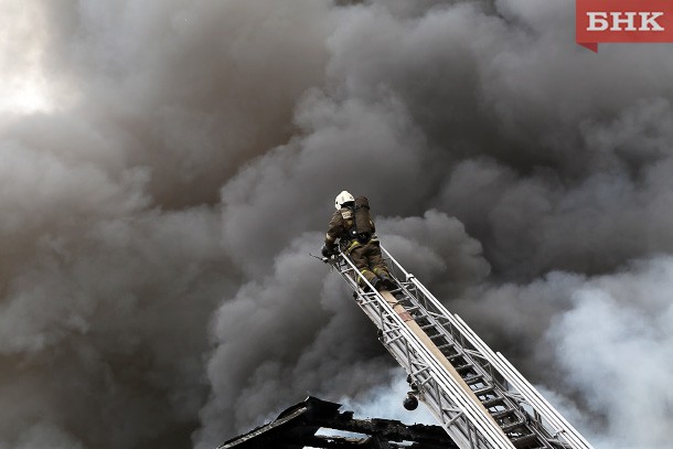 Спасатели объяснили, почему в Коми стало больше пожаров 