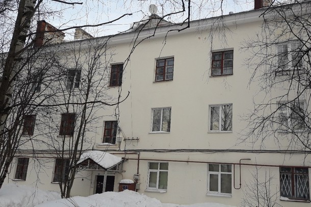 Жильцы дома в центре Сыктывкара не хотят видеть соседей через потолок своей квартиры