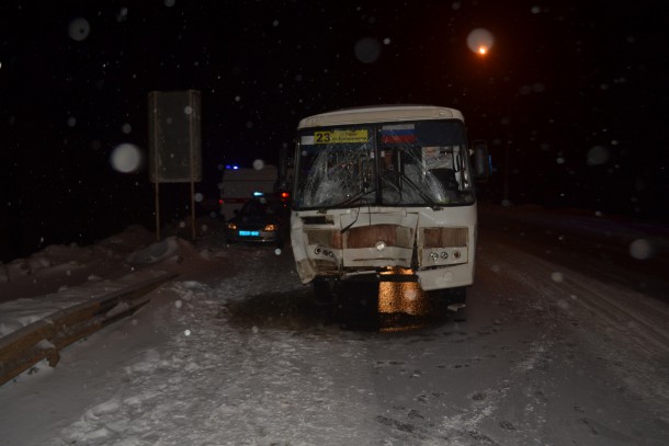 В Сыктывкаре пострадавших в смертельной аварии пассажиров автобуса медики отпустили домой