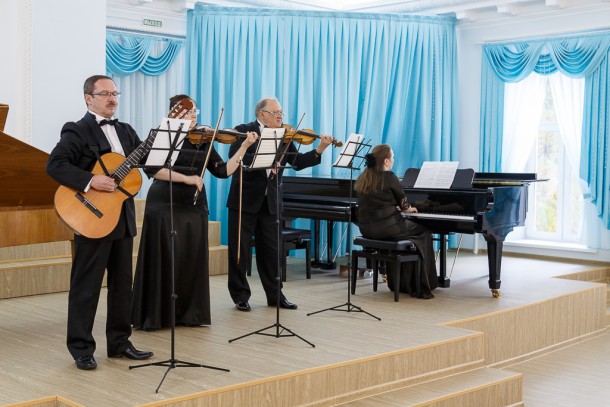  В ухтинской музыкальной школе № 1 обновили концертный зал
