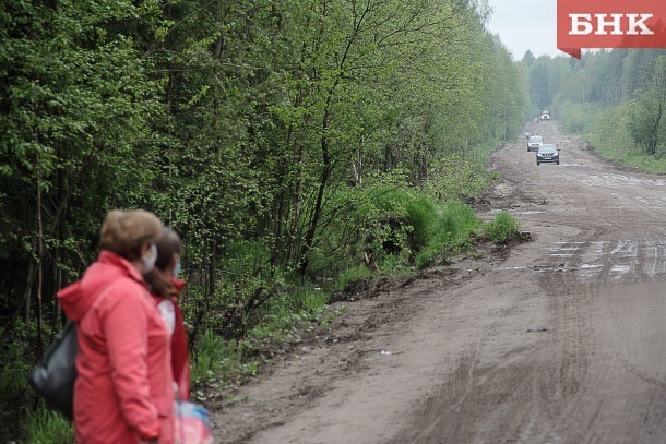 Власти Сыктывкара назвали сроки ремонта дорог к Дырносским дачам
