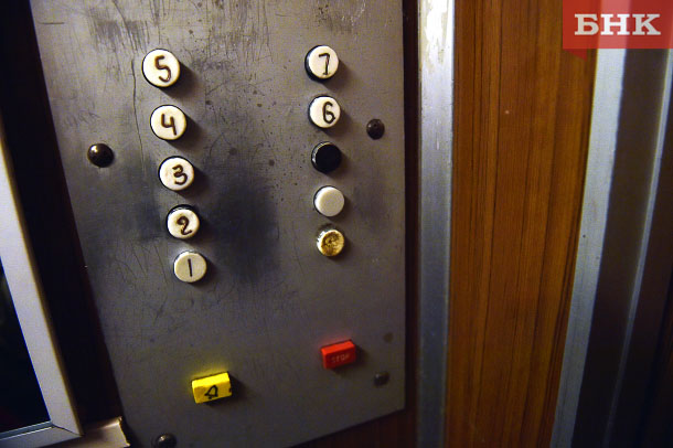 Устаревшие лифты отключат во всех жилых домах Коми