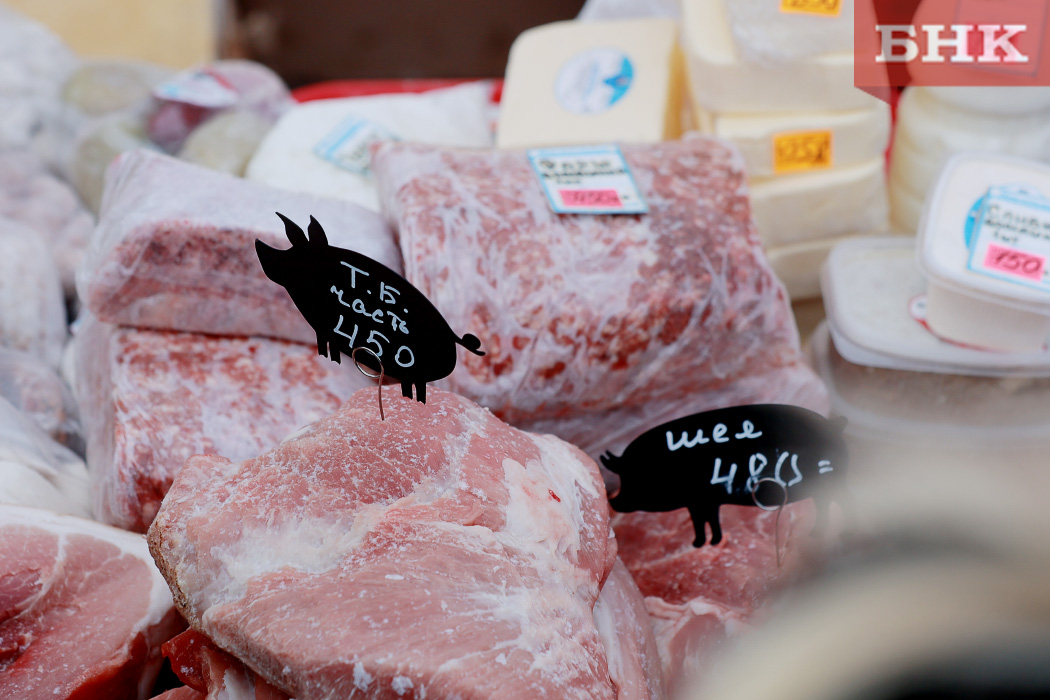 Жителей Коми предостерегли от покупки мяса в «шубе» и с ароматом специй