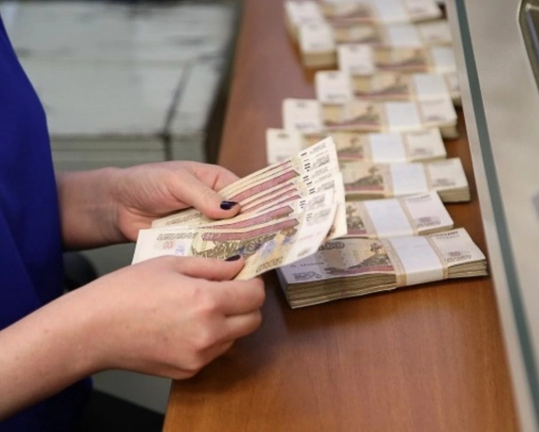 Почти четыре миллиона рублей отправила мошенникам мечтающая о сверхдоходах ухтинка