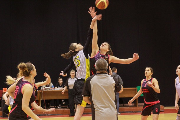 Ухта и Сыктывкар сошлись в финале баскетбольного Чемпионата республики