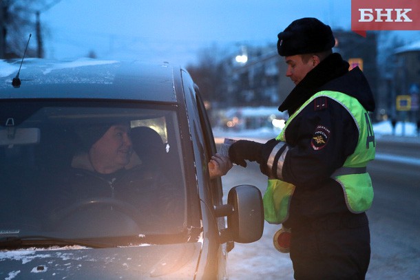 ГИБДД массово проверит водителей в Сыктывкаре и Сосногорске