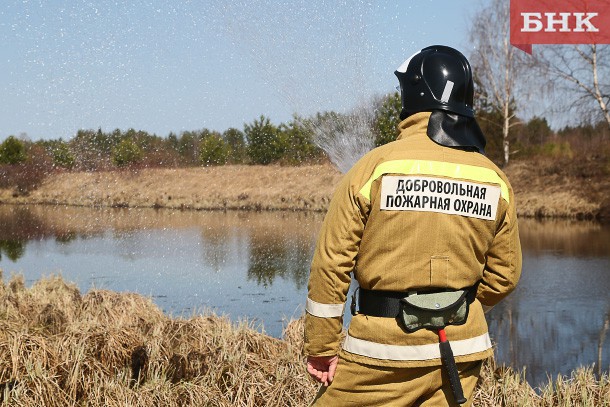В Коми добровольцы отказываются тушить лесные пожары из-за отсутствия питания