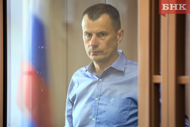 Бывшему директору «САТП №1» Александру Рукавишникову продлили срок домашнего ареста